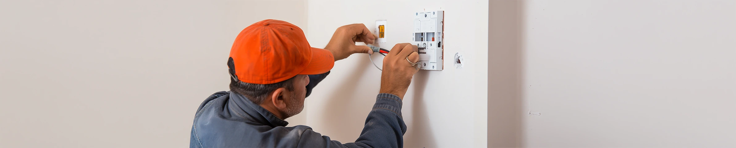 Testing circuits at a consumer unit during an EICR in Surrey